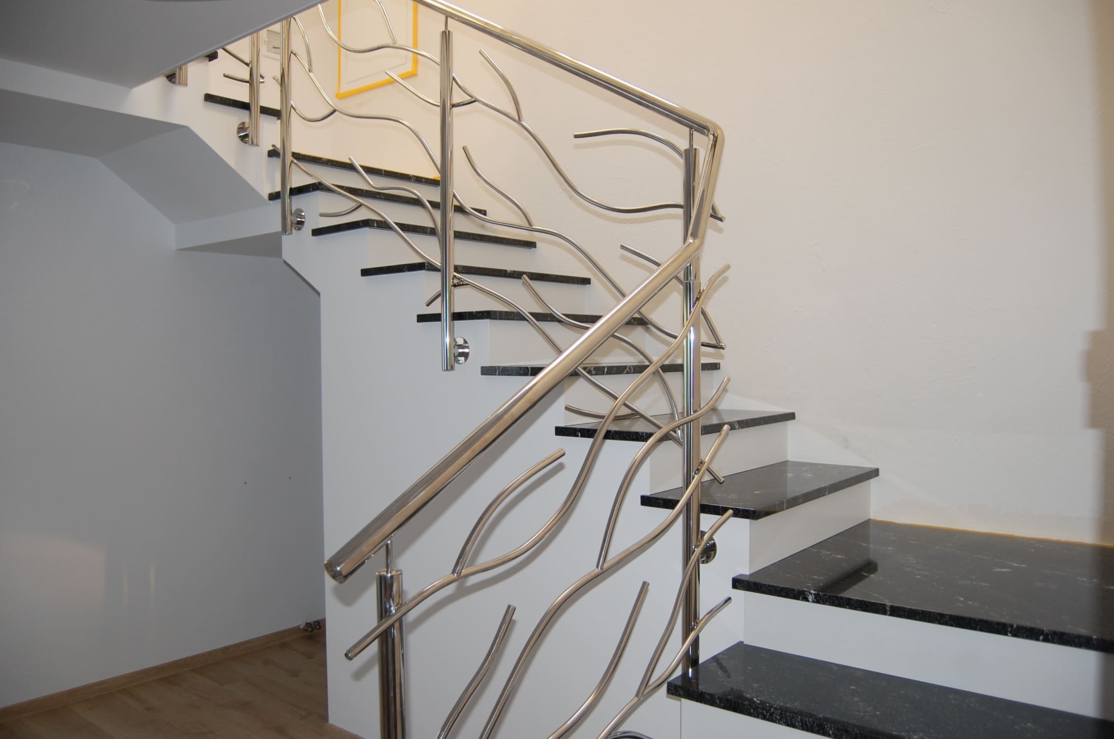 W jaki sposób zadbać o schody granitowe? Czyszczenie i pielęgnacja – Fainner