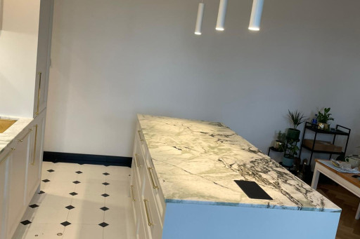 Naturalny kwarcyt brazylijski Da Vinci