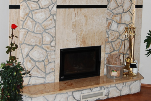 Obudowa z marmuru włoskiego Breccia