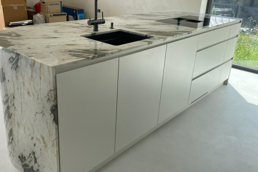 Wyspa z kwarcytu brazylijskiego