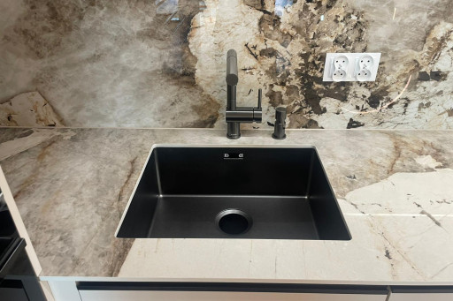 Spiek kwarcowy Patagonia w kuchni